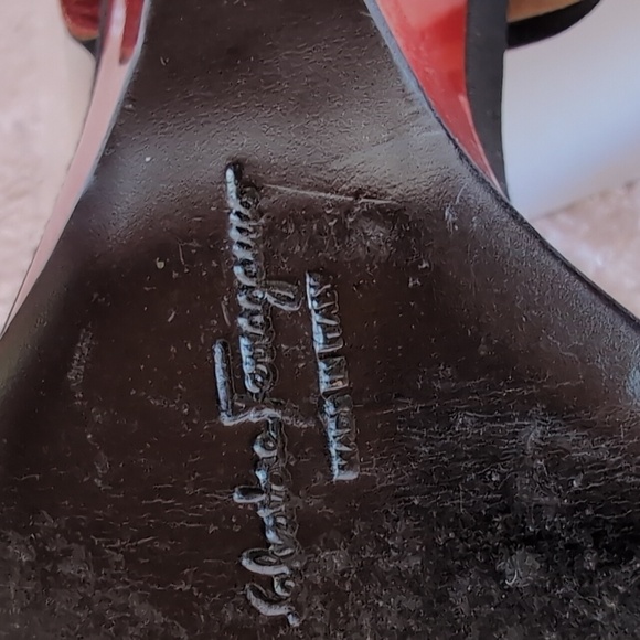 Salvatore Ferragamo Sandals - Picture 6 of 8